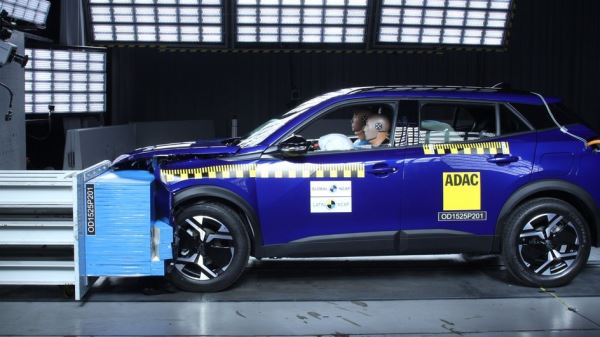 Одна звезда из пяти: Peugeot 2008 разочаровал на краш-тесте