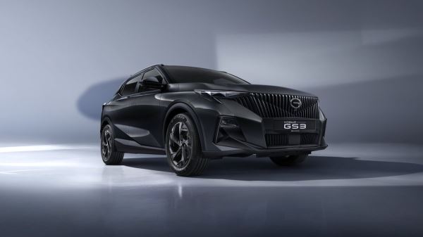 GAC добавил новый цвет в палитру кроссовера GS3 в России