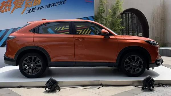 В России появился новый кроссовер Honda, который можно купить дешевле «Лады»