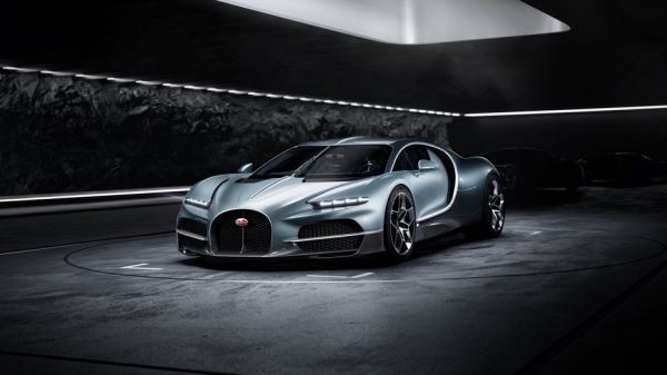 Босс Bugatti раскритиковал «турбогибриды» и рассказал о будущем фирмы