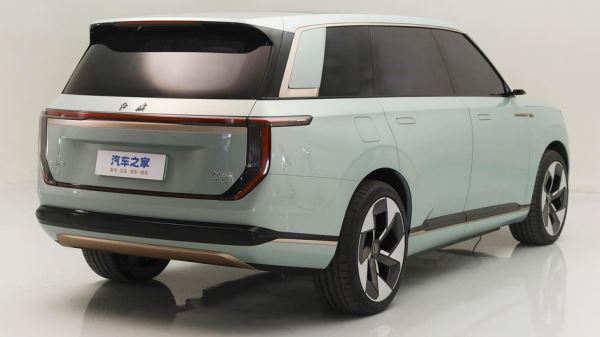 Флагманский кроссовер Hongqi HS9: собран первый прототип