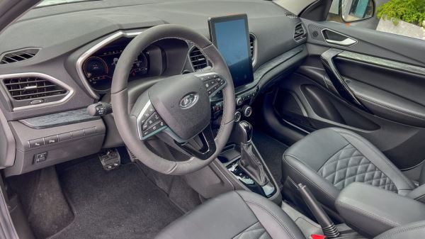Каким на самом деле будет салон в такси Lada Aura