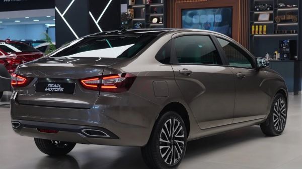 Стретч-седан Lada Aura стали экспортировать в ОАЭ: цена удивила