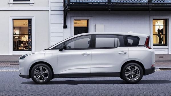 В России появился новый семейный автомобиль, который можно купить дешевле «Лады»