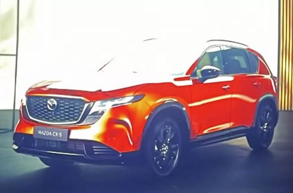 Кроссовер-бестселлер Mazda CX-5 нового поколения показали без маскировки