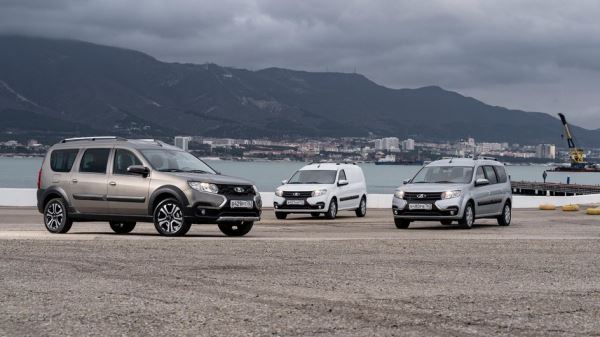 LADA Largus вновь вошла в пятерку самых продаваемых машин в России
