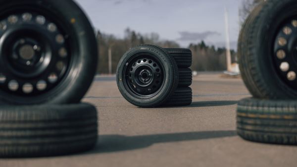 В экоточках Москвы теперь можно сдать на переработку автомобильные шины
