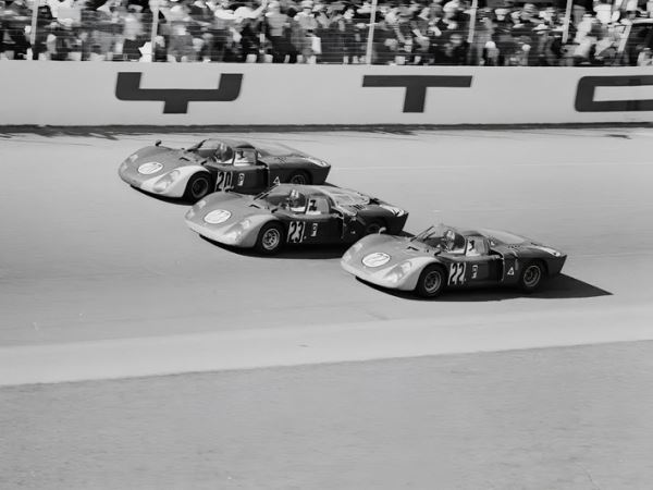 Гоночная Alfa Romeo T33/2 1968 года появится на аукционе