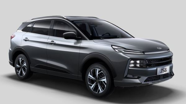 В России внезапно подешевел лучший кроссовер JAC. Сколько он стоит теперь