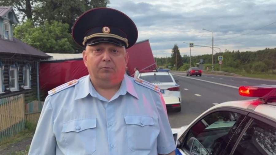 Двухлетний ребенок погиб в результате ДТП с грузовиком в Ярославской области