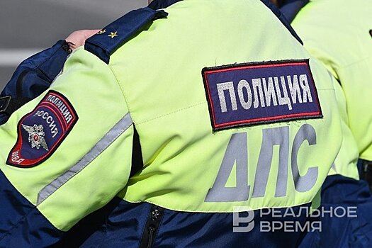 В Казани пьяную женщину за рулем Hyundai Solaris задержали сотрудники ГАИ