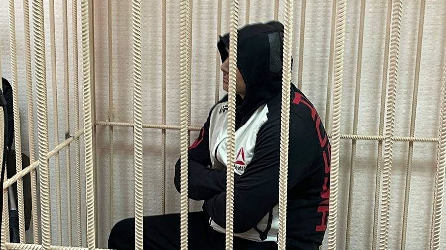 Избившему женщину в дорожном конфликте в Кирове экс-депутату избрали меру пресечения