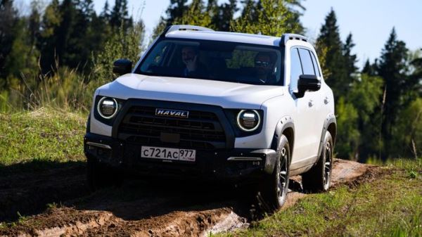 В России внезапно рухнули цены на три популярных кроссовера Haval. Но есть нюанс