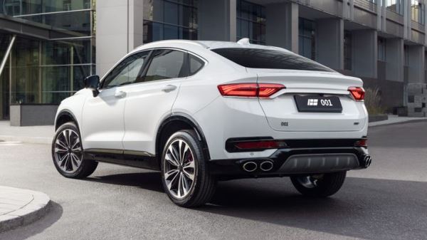В России резко подешевел кроссовер-клон Geely Tugella. Сколько он стоит теперь