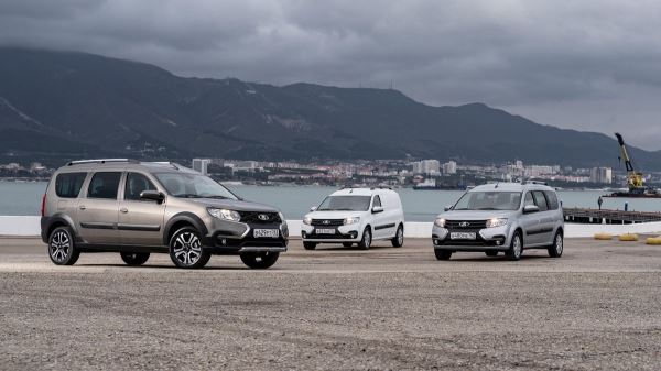 LADA Largus вновь вошла в пятерку самых продаваемых машин в России