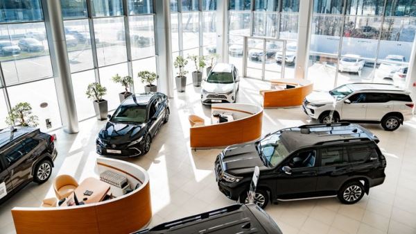 Легендарные Toyota вновь продают в России с гарантией. Где их можно купить