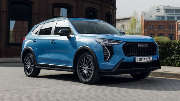 В России внезапно упали цены на самые популярные кроссоверы Haval. Сколько они стоят