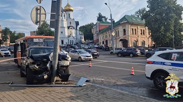 Раскрыты подробности массового ДТП с автобусом на Зеленском съезде
